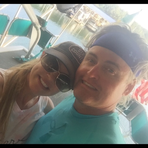 Hi Poshers!!!  My name is Melinda Wooten - Picture 6 of 6